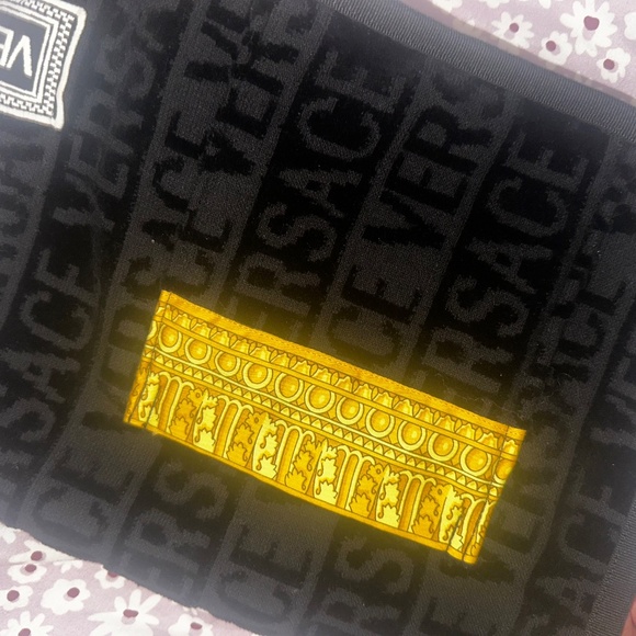 Dog Versace Robe - Picture 4 of 6